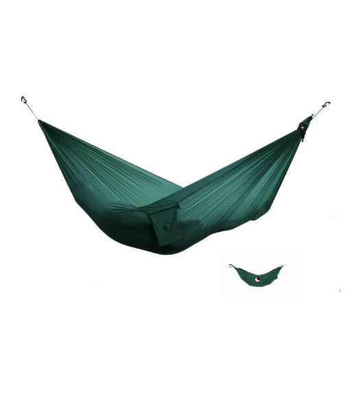 THE LIGHTEST HAMMOCK