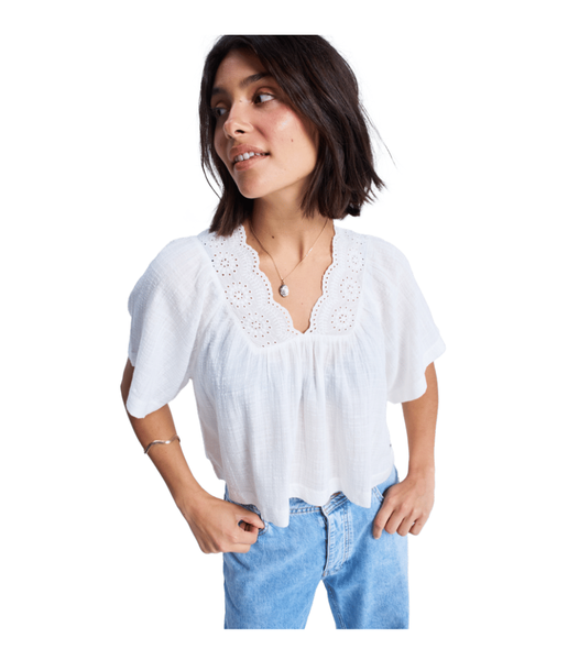 PARADISE LAGOON SHORT SLEEVE TOP - EGRET