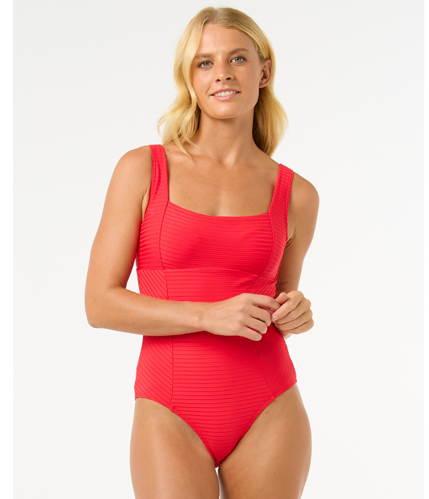 WOMEN'S PREMIUM SURF D-DD ONE PIECE - HIBISCUS RED